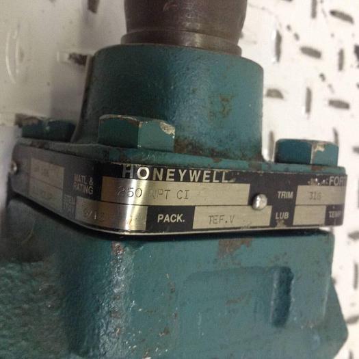 Used HONEYWELL Valve 3/4 1406 #84907