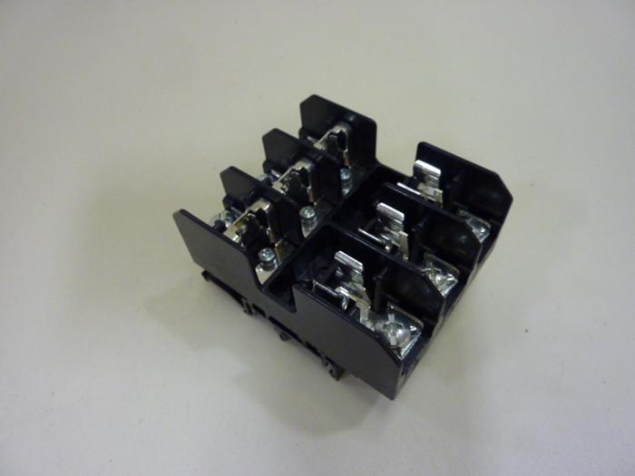 Used BUSSMANN 30 Amp Fuse Holder BC6033P #57113