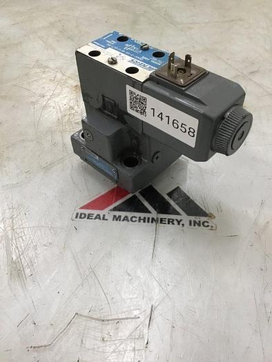 Used VICKERS Valve DG4V-3-2A-M-U-HL7-60 Used