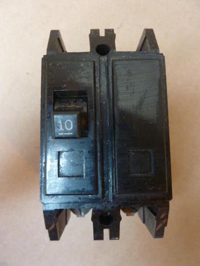 Used WESTINGHOUSE 10 Amp Circuit Breaker QC2010 #31347