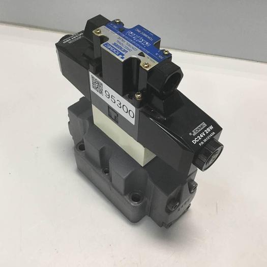 Used TOKIMEC VICKERS Directional Control Valve DG5V7-2C-E-P7-H-80-JA #95300