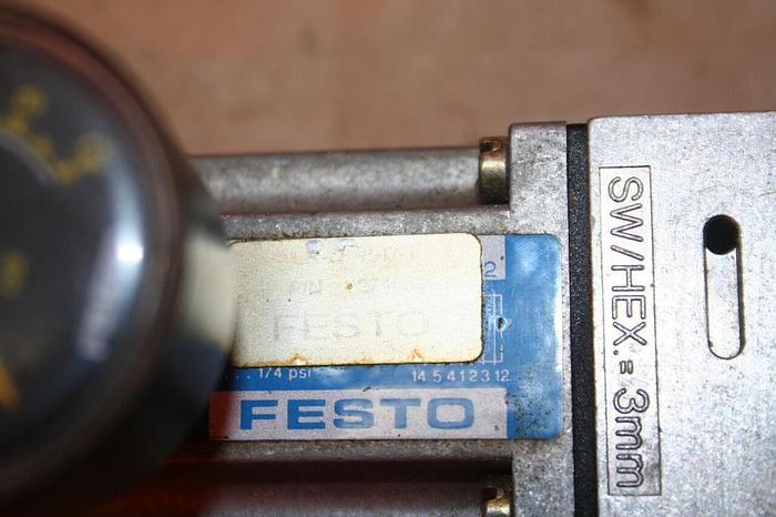 Used FESTO Regulator Plate & Gauge LR-ZP-P-D-1 Used