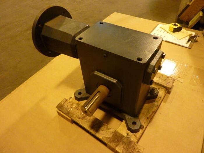 GROVE GEAR 4.2 HP Flexaline Motor TM242-1 Used