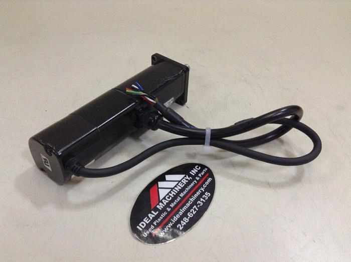 Used YASKAWA AC Servo Motor SGM-01L3B4CL #73784