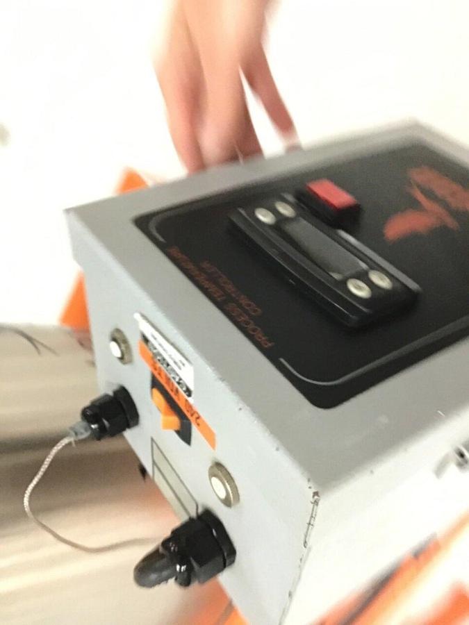 Used MOTAN Drying Hopper w/ Booster Heater BH/240V/1+2 KW #127098