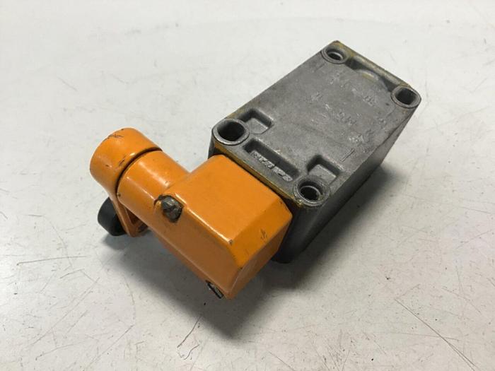 Used SIEMENS Switch 3SE3 120-1GW #121190