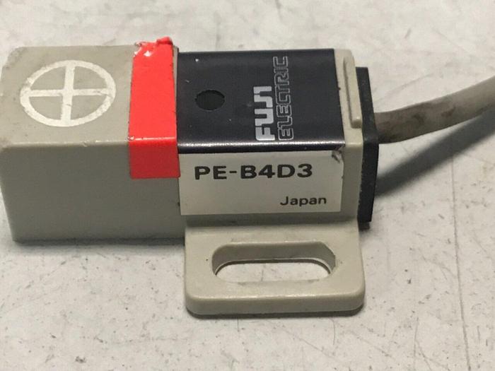 Used FUJI ELECTRIC Proximity Switch PE-B4D3 #128382