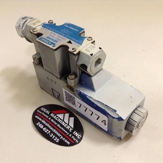 Used VICKERS Directional Control Valve DG4V32AMP7H7P2050 #77774