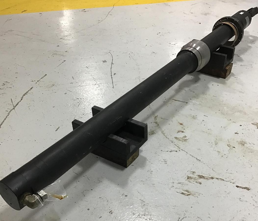 Used DOUCE HYDRO Traversing Cylinder  DA 125X90 S:2600 Used 142912