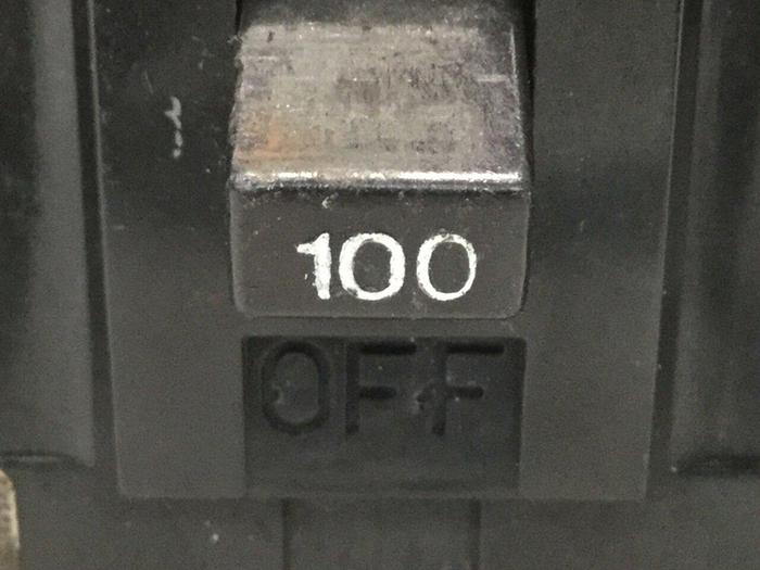 Used GENERAL ELECTRIC / GE 100 Amp Circuit Breaker TED136100 #110627