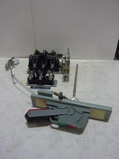 Used ALLEN BRADLEY Line Terminal Guard Disconnect 1494V-DS30 SER D #57386