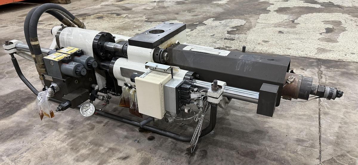 Used CINCINNATI MILACRON VSX85-2.97