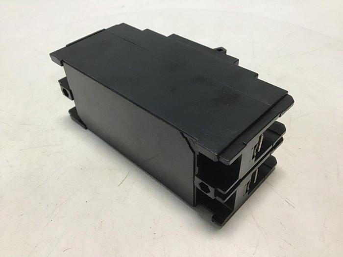 Used FUJI ELECTRIC 10 Amp Circuit Breaker SA32B-10 #112470
