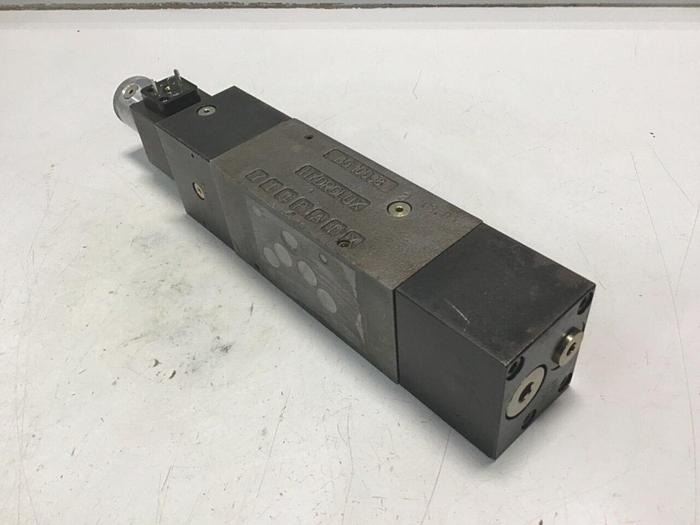 Used MOOG Valve ZDMEBV10PPA4MS7FA/CEE10C1A Used