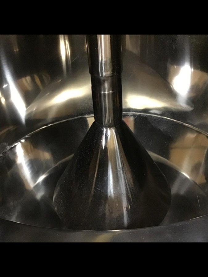 Used KAWATA 600 lb. Insulated Hopper 37X37HOP #131293