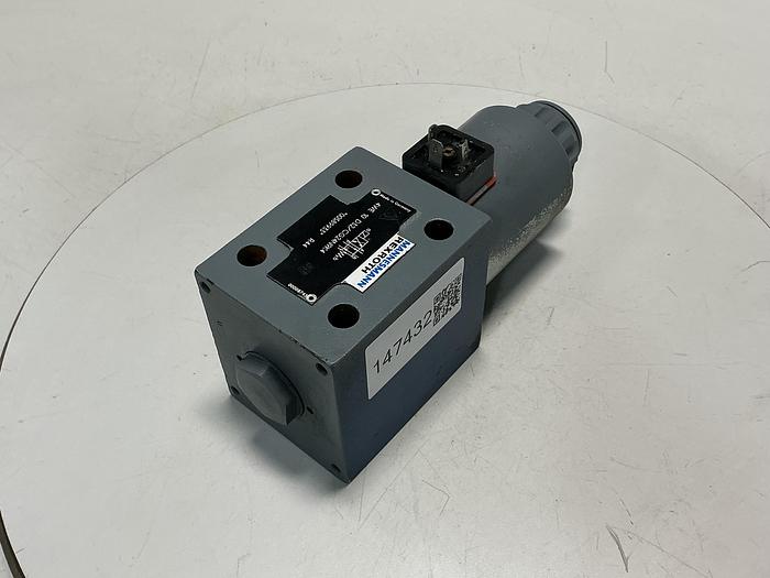 Used REXROTH 4WE 10 D32/CG24N9K4