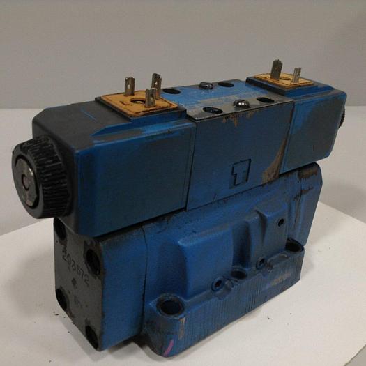 Used VICKERS Valve DG4V-3-6C-M-U-HL7-60-B13 Used