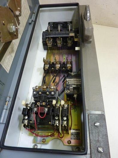 Used ALLEN BRADLEY Combination Starter Size 1 712-BJB2421 SER N #61969