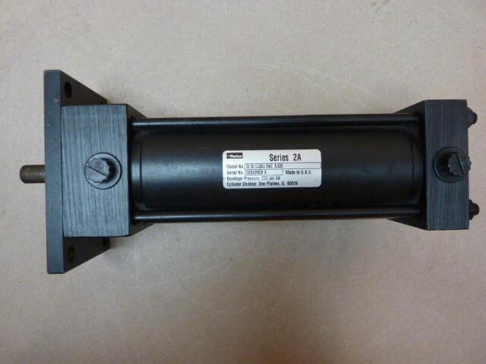 Used PARKER Pneumatic Air Cylinder 02.50 CJ2AU18AC 5.500 #28710