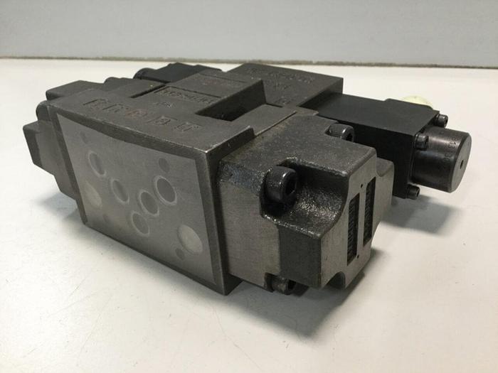 Used MOOG Valve WE43P06C08PCOBN/P15 #110026