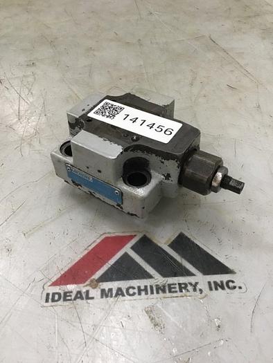 Used VICKERS Valve CVCS25C1S2W25011S24AP10P10 #141456