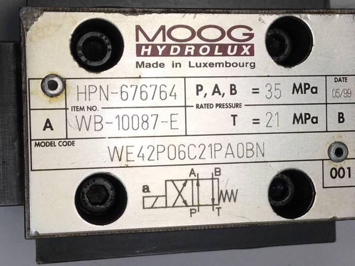 Used MOOG Valve CCE32A6RH1X06 #98341