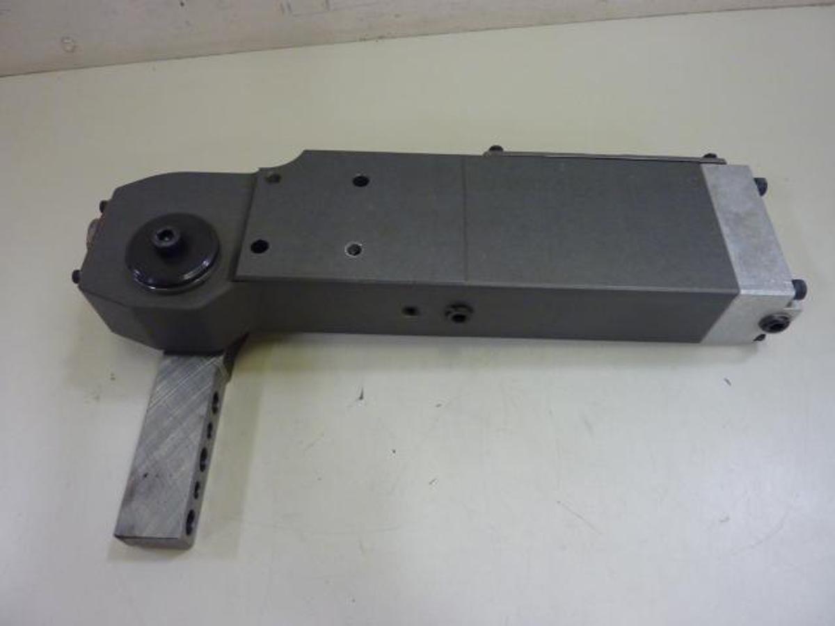 Used BTM CORP Power Clamp STC52VP-120-733207H-90AL-SCDC Used