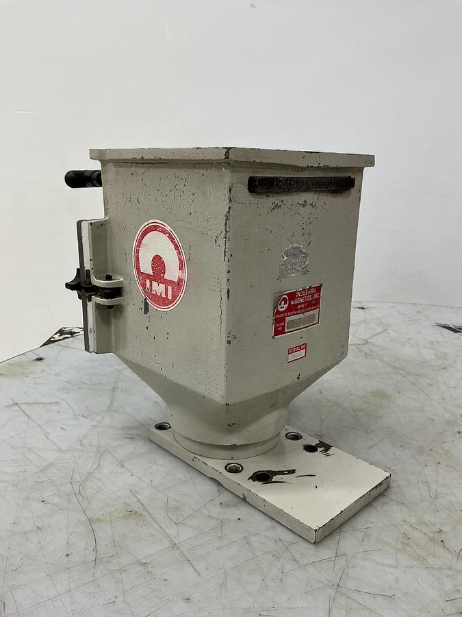Used INDUSTRIAL MAGNETICS 5C1530-PG0077