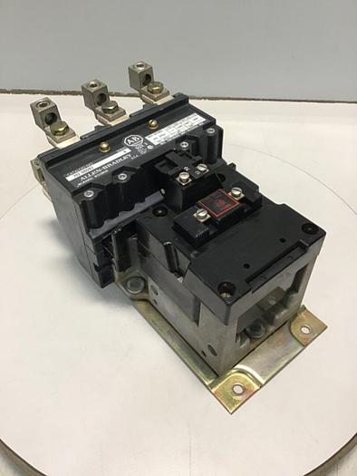 Used ALLEN BRADLEY Contactor 702-DOD93 SER K USED