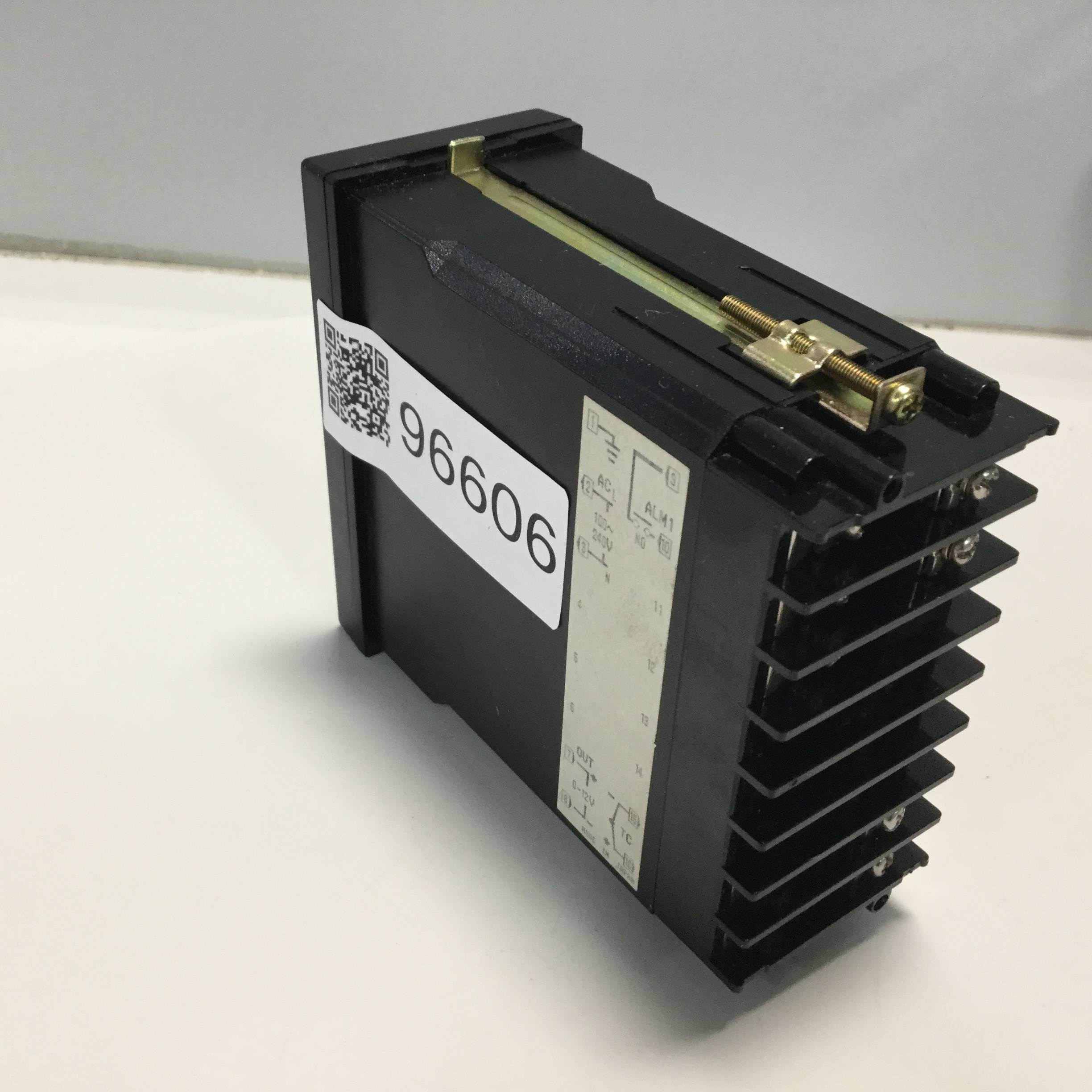 Used RKC Temperature Control REX-C400FK03VAN USED