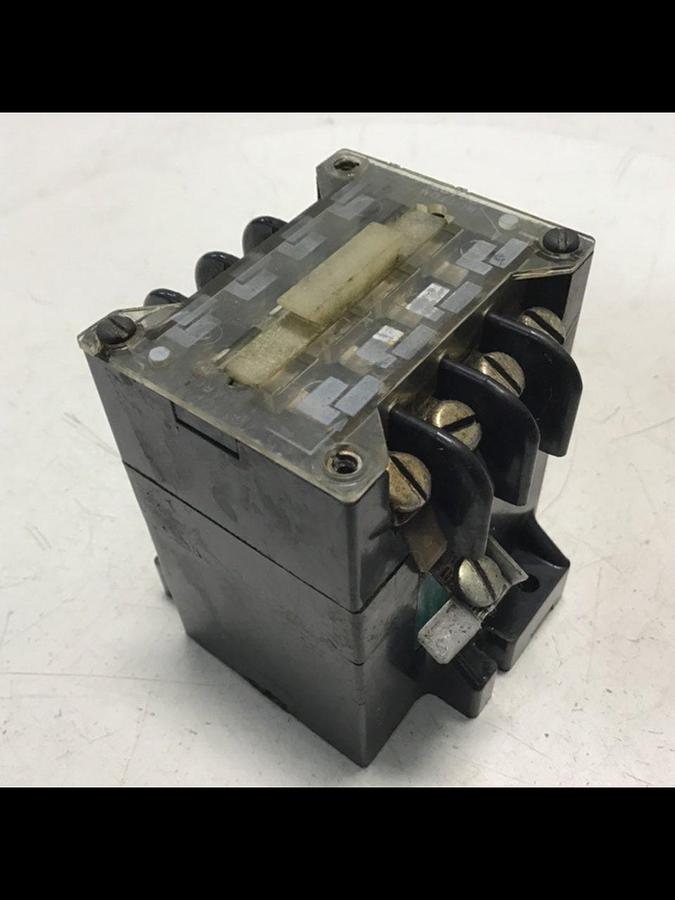 Used FURNAS ELECTRIC CO Contact Block ZB40 46FB USED