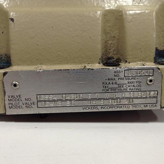 Used VICKERS Directional Control Valve DG5S40431CETMUH9B1050 #89911