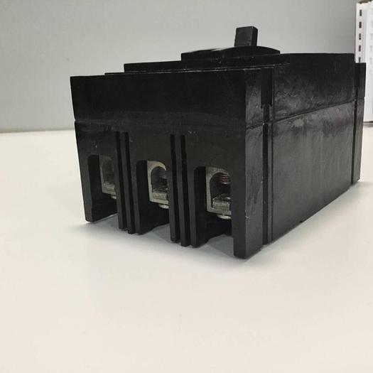 Used GENERAL ELECTRIC / GE 100 Amp Circuit Breaker TED136100 #93891