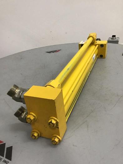 Used PARKER Clamp Cylinder 02.50 CJJ2HTS33M 22.375 USED