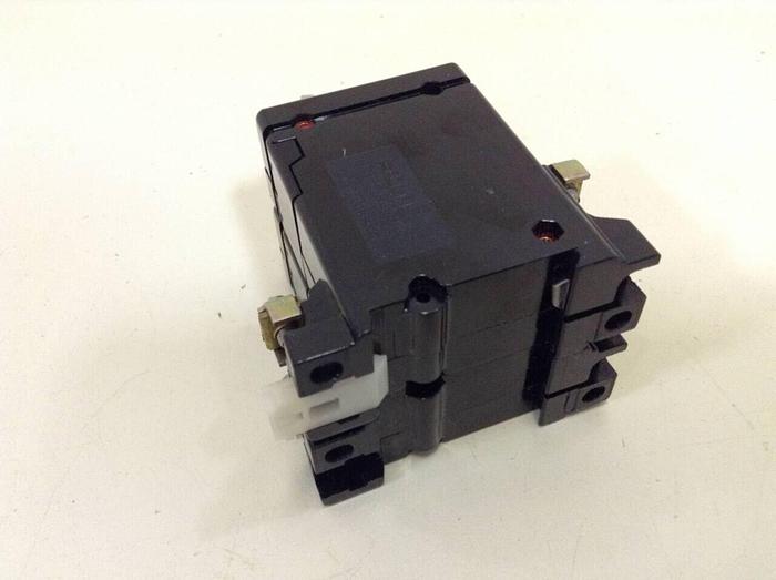 Used FUJI ELECTRIC 5 Amp Circuit Breaker CP32D-5 #75721