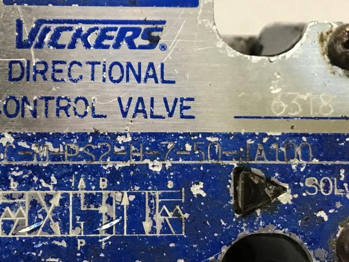 Used VICKERS Valve DG4VC-3-6C-M-PS2-H-7-50-JA100 #130509