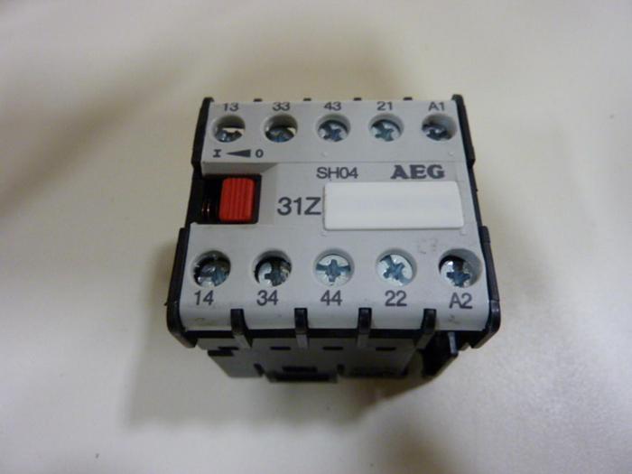 Used AEG Contactor SH04 31Z #53448