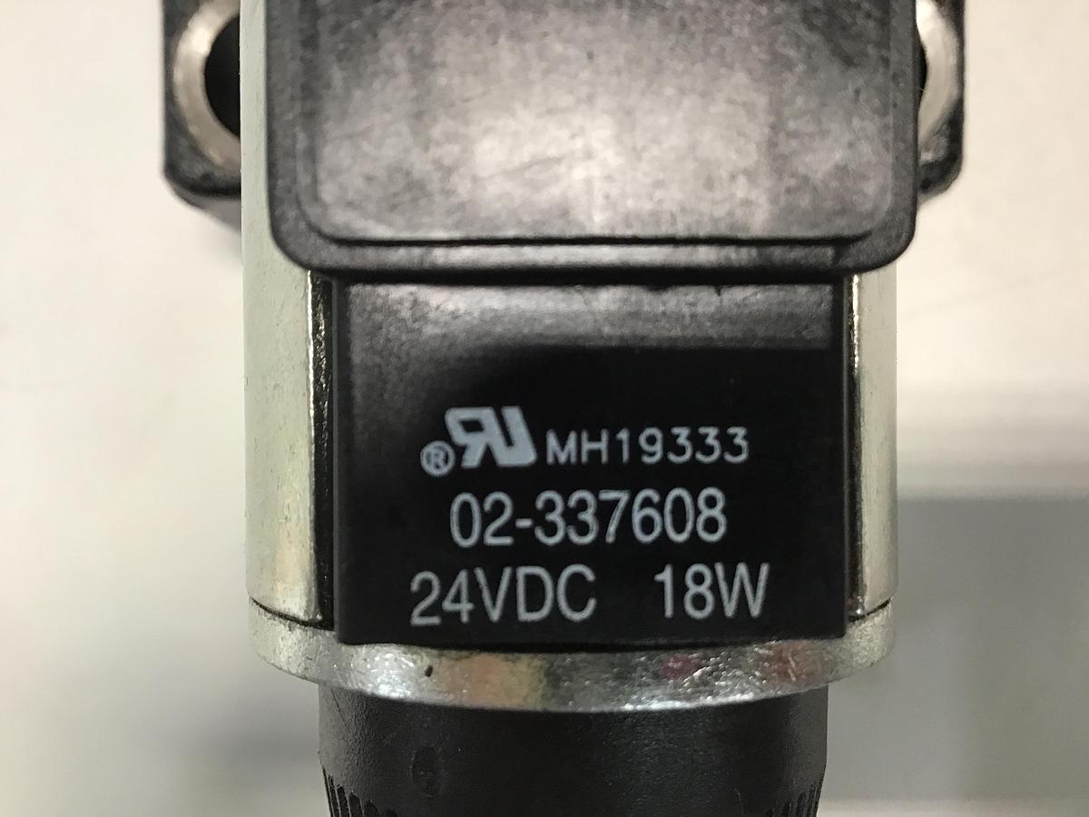 Used VICKERS DG4V-3S-56BL-M-U-HL7-60-EN490