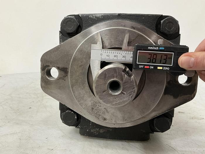 Used DENISON HYDRAULICS T7ER 062 1L90 B30 A1Y0