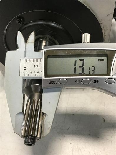 Used YASKAWA Servo Motor SGMP-08AWYR32 Used