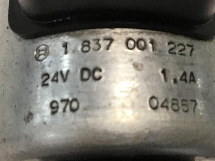 Used BOSCH Valve 081WV06P1V1033WS024/00D51 USED