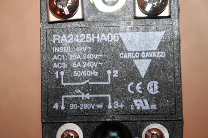 Used CARLO GAVAZZI SS Switching Relay RA2425HA06 #77490