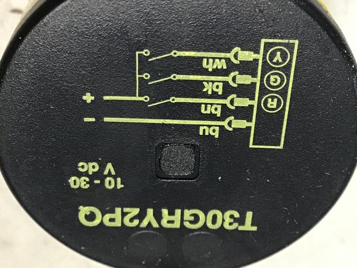 Used BANNER ENGINEERING Light Sensor T30GRY2PQ #133950