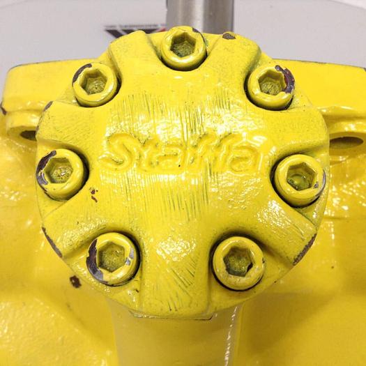 Used VICKERS Injection Screw Motor HM/B030P/11/PL233 Used