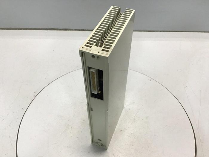 Used TOSHIBA Output Module B200P16DOP-1 #118407