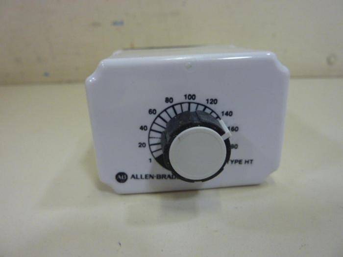 Used ALLEN BRADLEY Timing Relay 700-HT12BZ24 SER A #64385