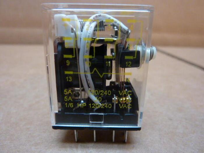 SQUARE D Miniature Relay 8501RSD14M1P14V53 DNL SCRAPPED