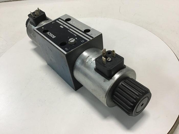 Used BOSCH Valve 0 810 001 701 #144678