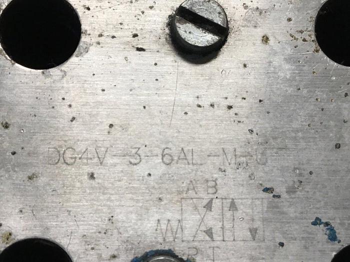 Used VICKERS Valve CVCS40D1S210 #118952