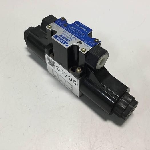 Used VICKERS Tokimec Directional Control Valve DG5V72CEP7H82-JA743B #95796
